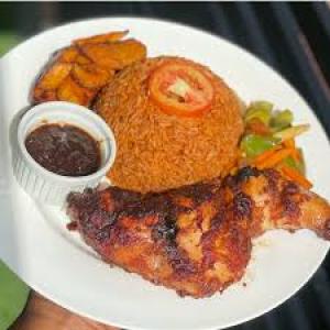 Jollof Rice with Chicken/Fish