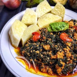 Boiled Yam with Kontomire/Garden Eggs Stew